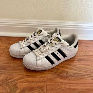 Adidas SuperStar Sneakers